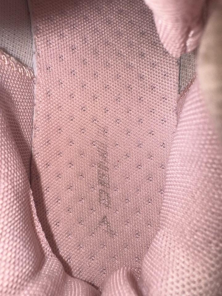 женские кроссовки Demix Compact