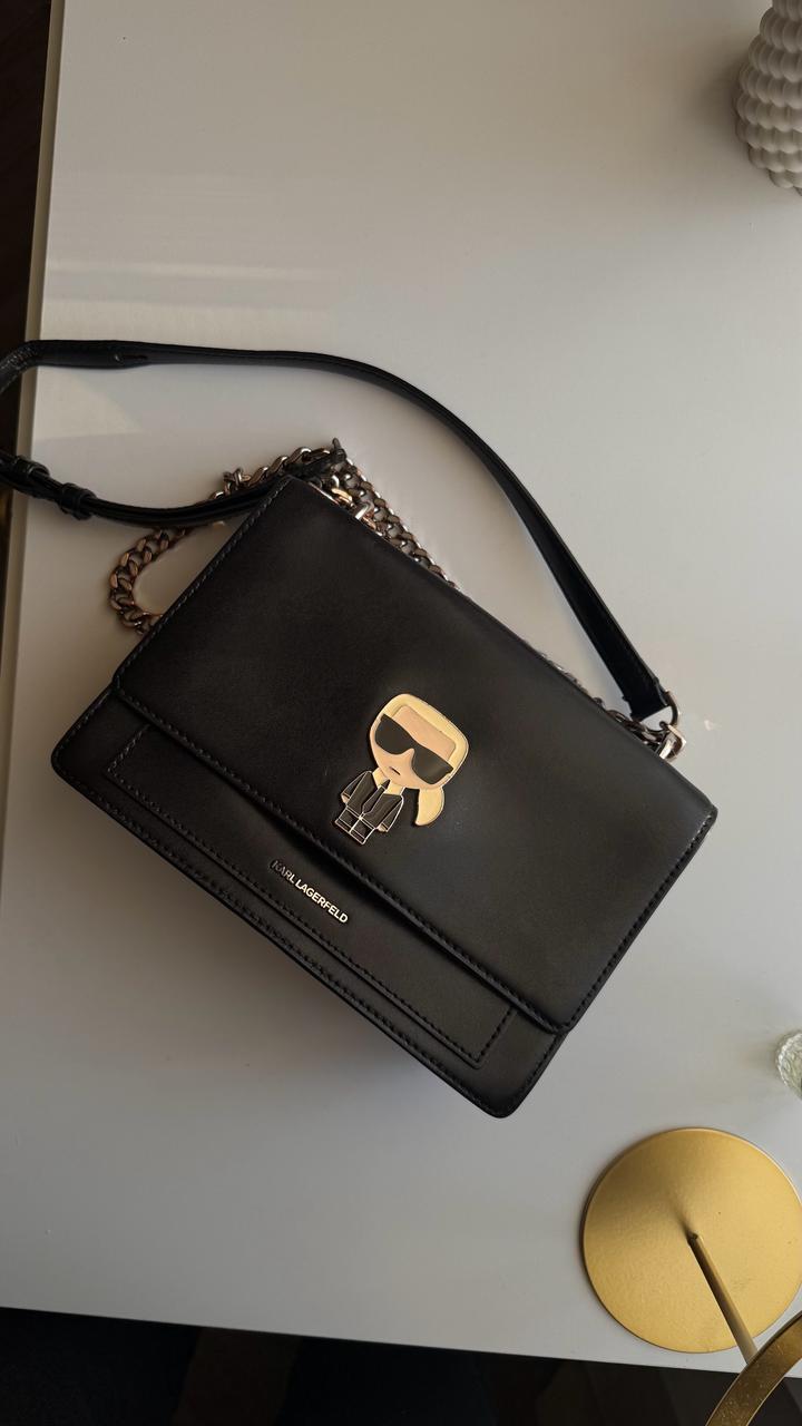 Черная сумка Karl Lagerfeld