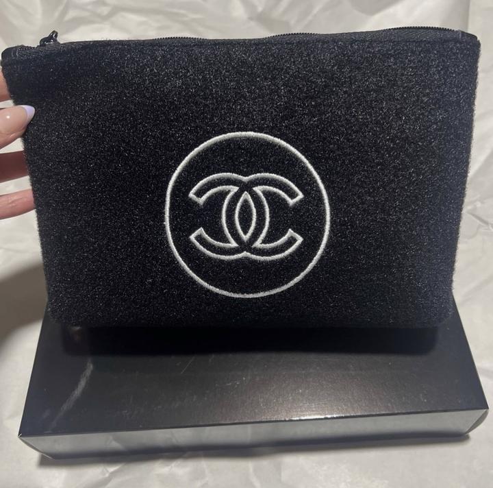 Косметичка Chanel Beaute