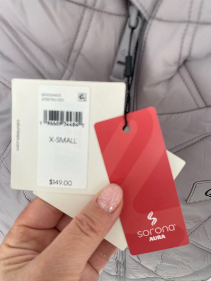 Куртка Calvin Klein. Размер XS