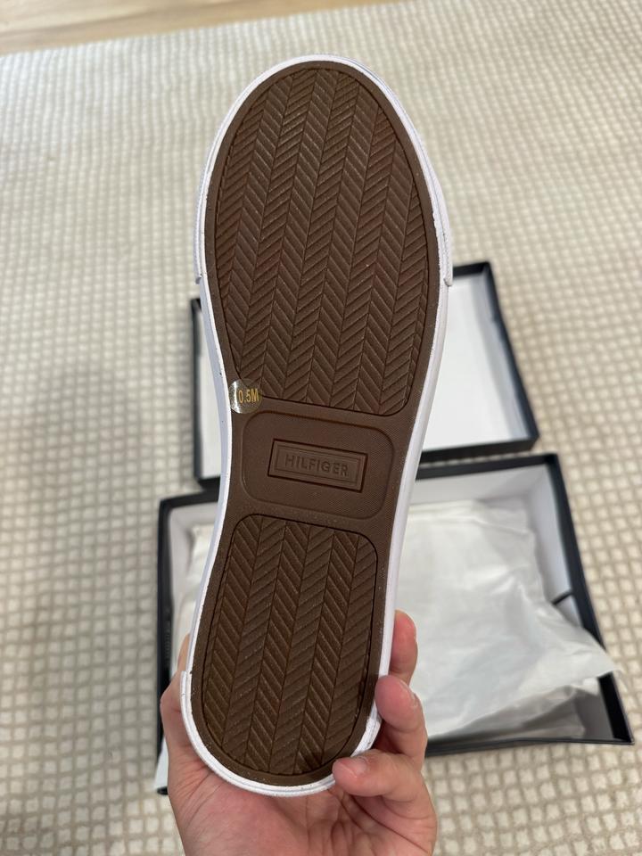 Кроссовки Tommy Hilfiger 44 размера