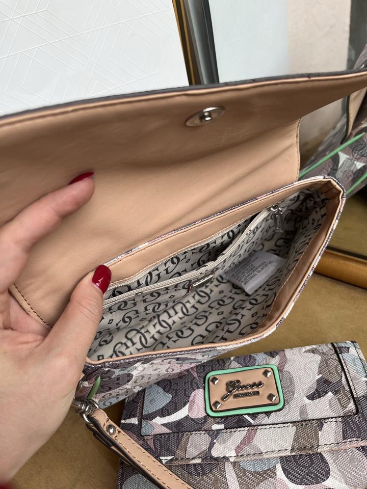 Набор клатч и кошелек Guess (новые)