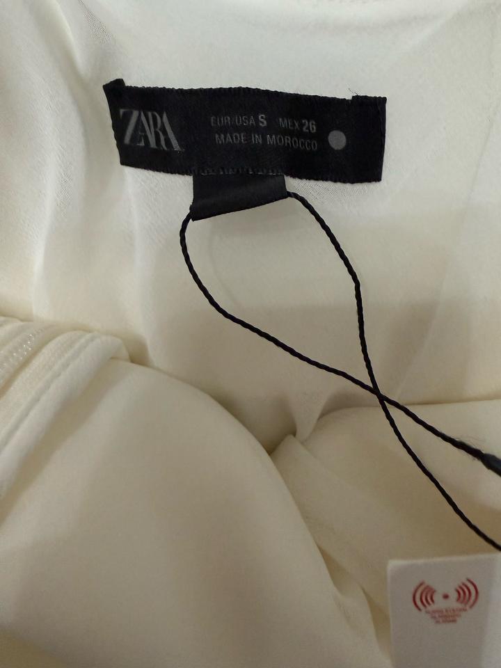 Стильное , элегантное платье