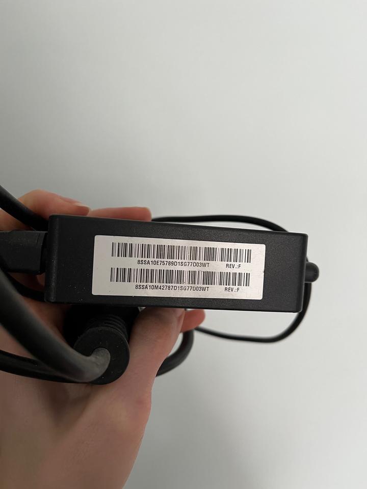 Зарядное устройство на ноутбук Lenovo