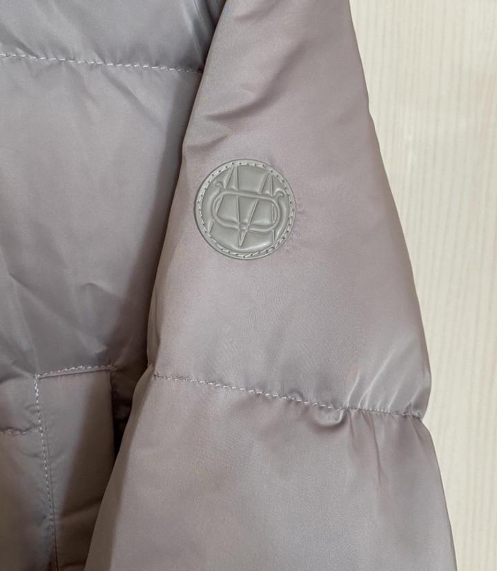 Пуховик Massimo Dutti.