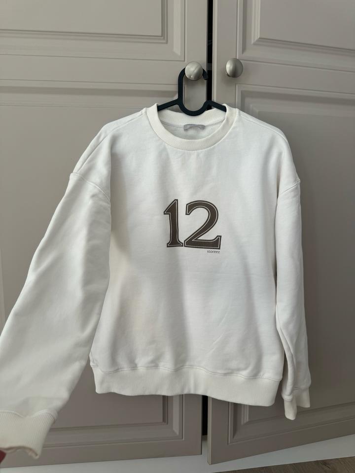 Свитшот 12 storeez