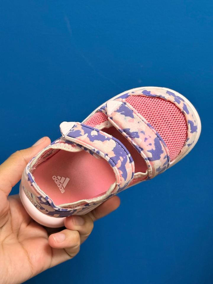 Летние тапочки adidas