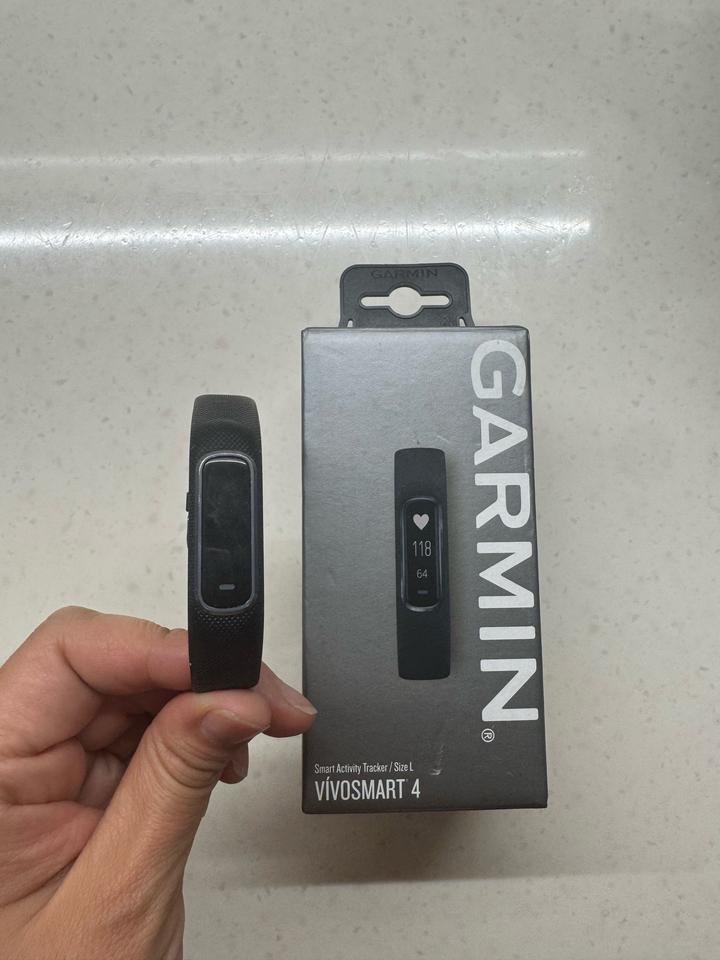 Garmin vivosmart 4