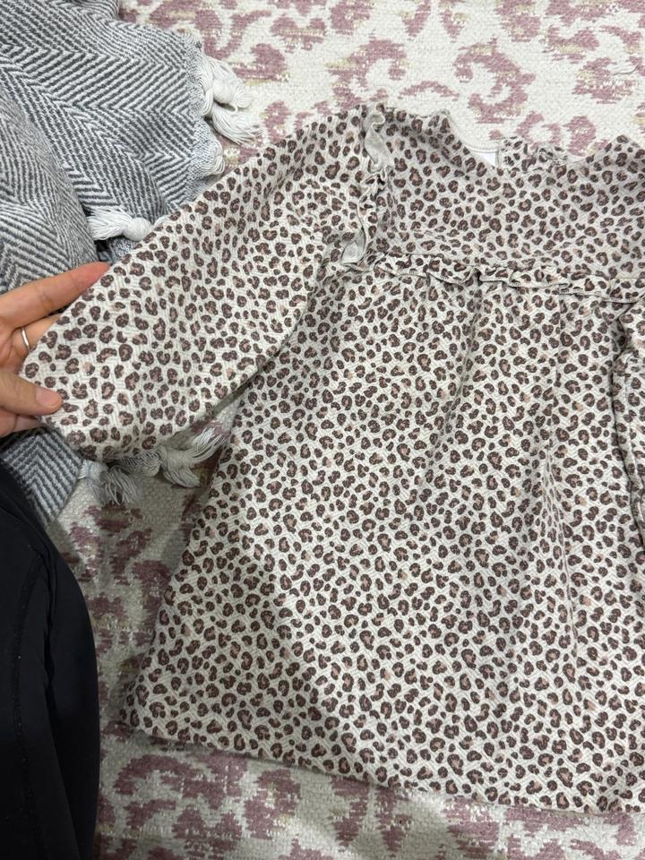 Все вещи за 12 тыс, все качественное размер от 1,5 года до 3 лет.