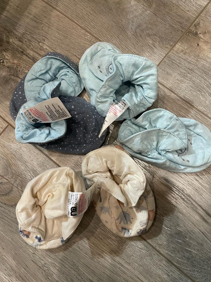 Mothercare пинетки