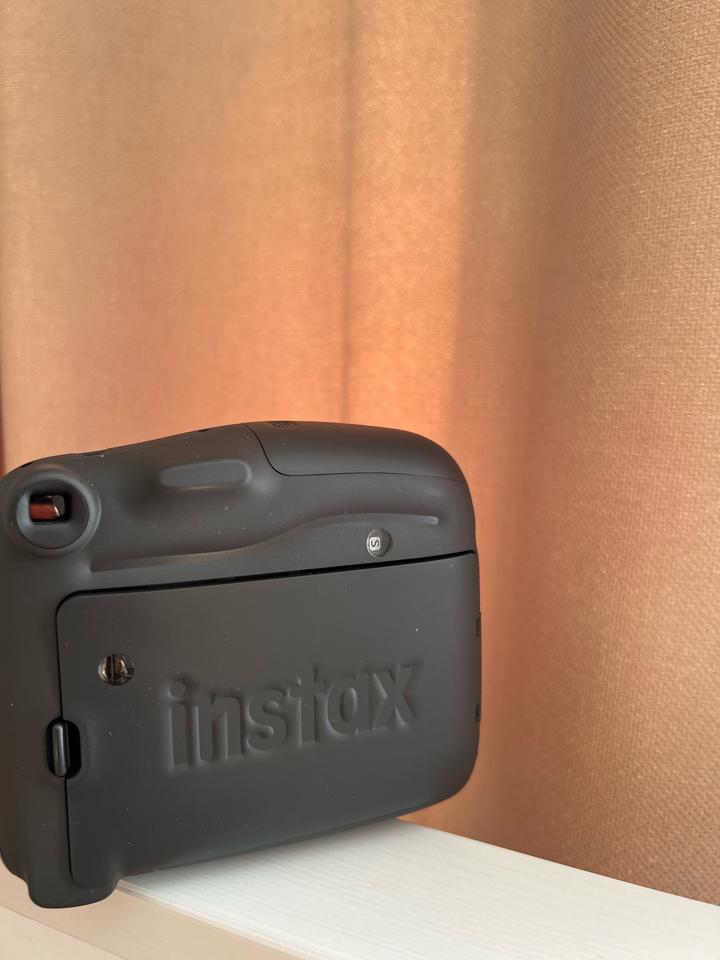 Instax mini 11 фотоаппарат