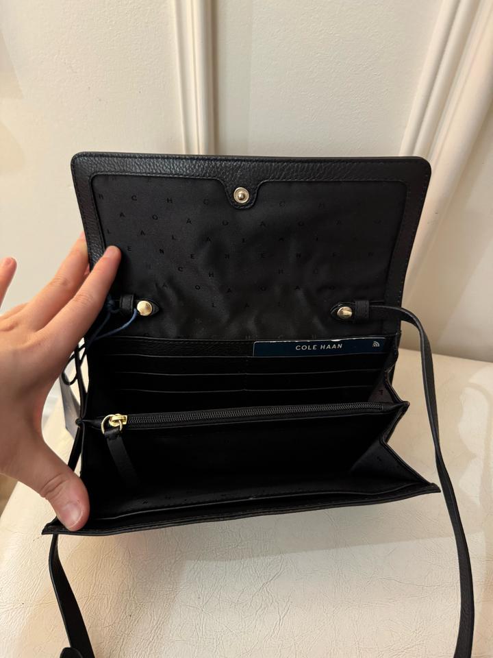 Кожаная сумочка COLE HAAN новая