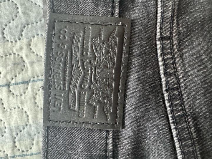 Джинсы levi’s