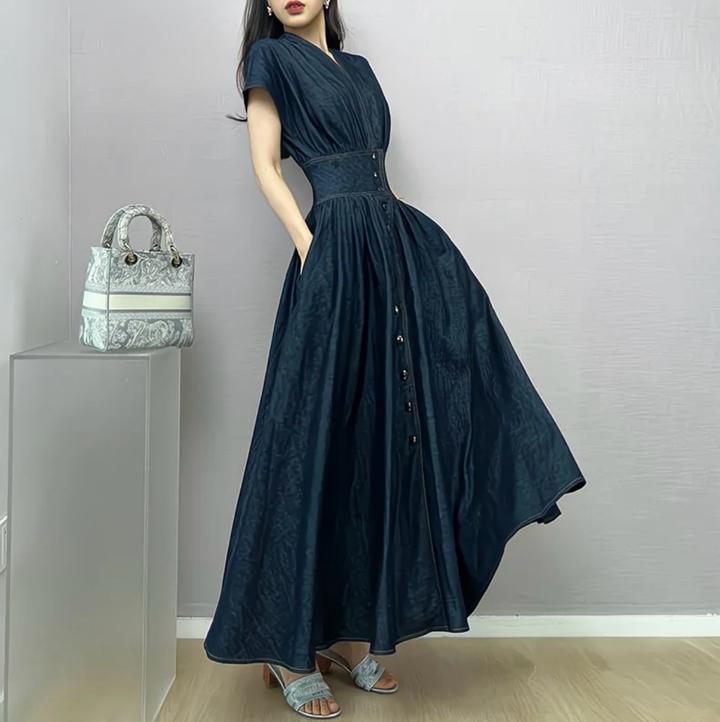 Платье из тонкой джинсы