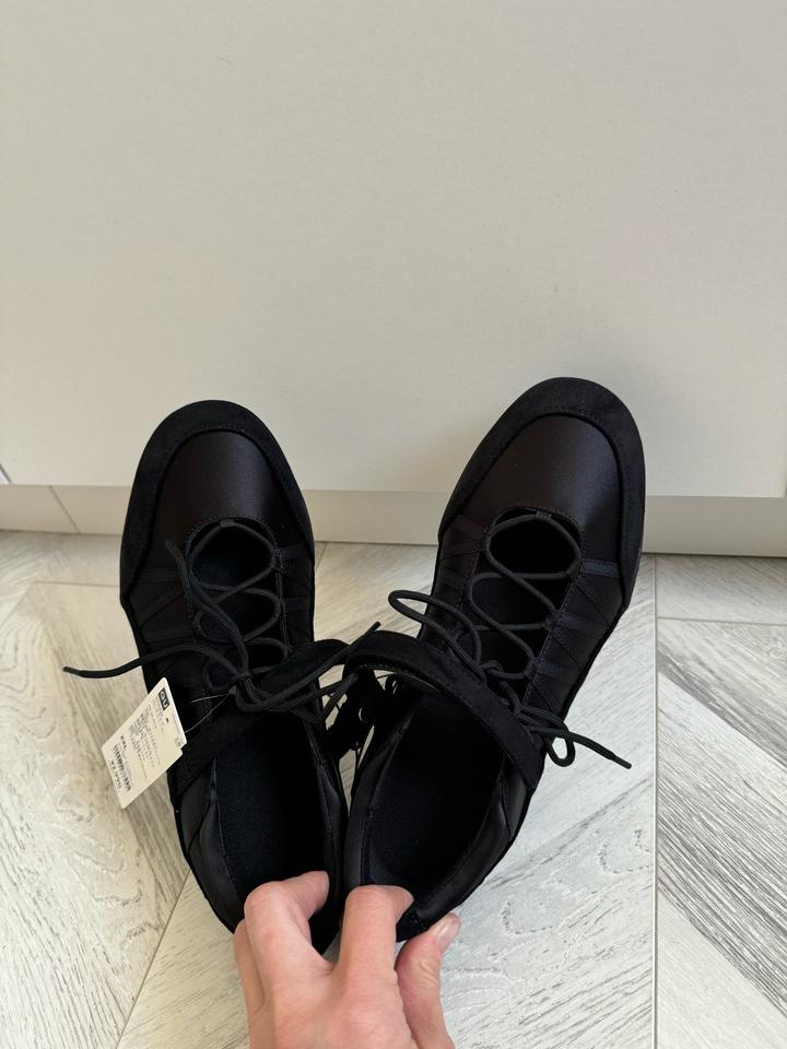 Балетки Uniqlo