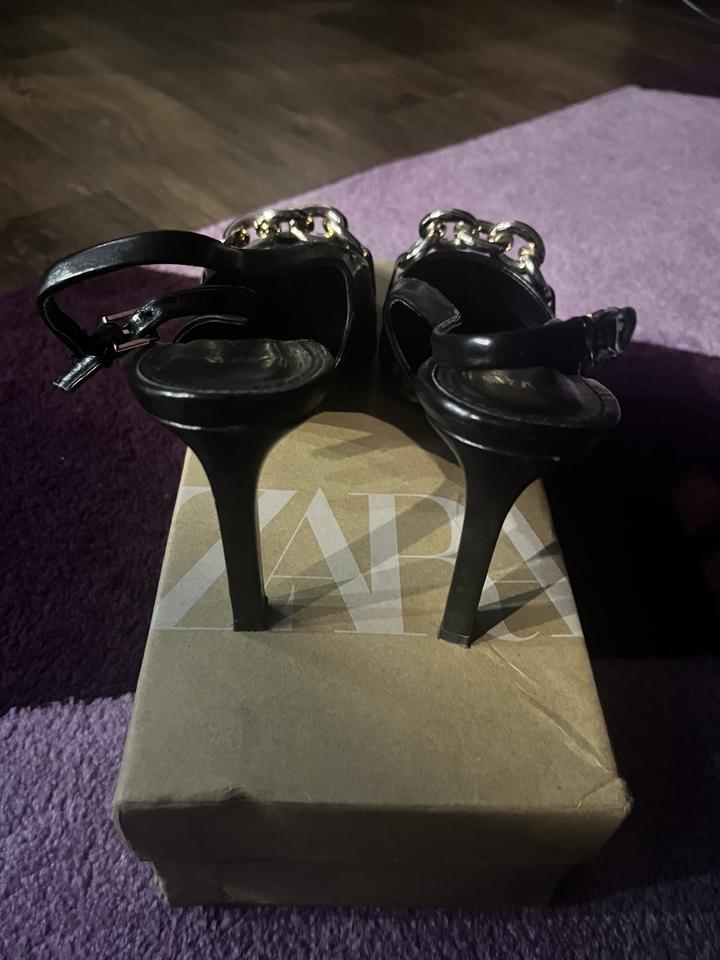 Босоножки «Zara»