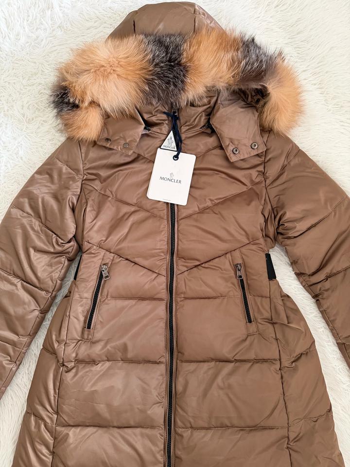 Пуховик moncler