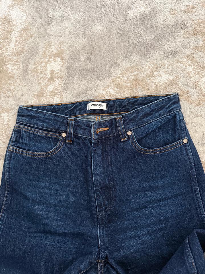 Джинсы Wrangler 27