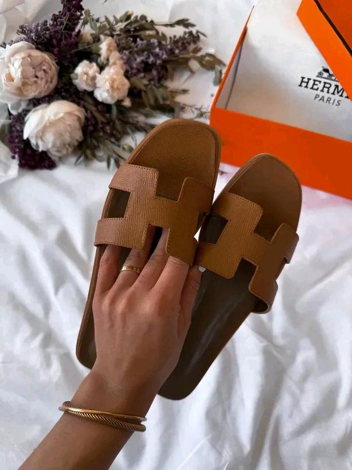 Женские шлёпанцы Hermès Oran Slippers
