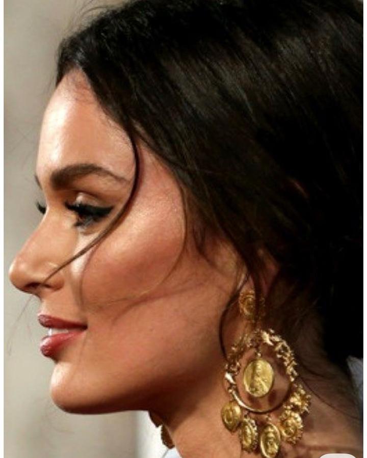 Серьги в эстетике Dolce & Gabbana