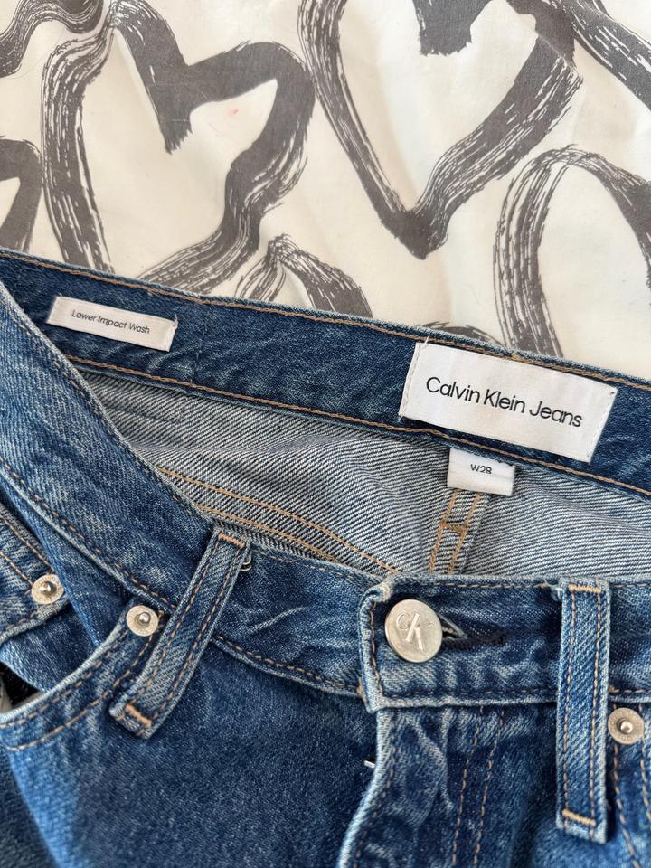 Джинсы Calvin Klein