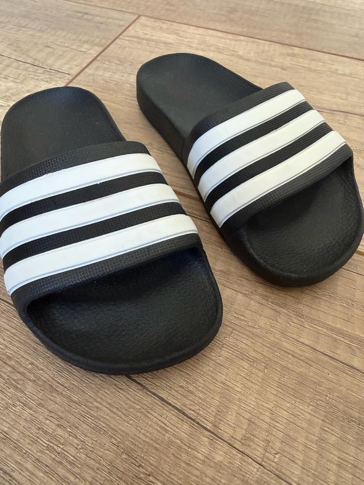 сланцы Adidas