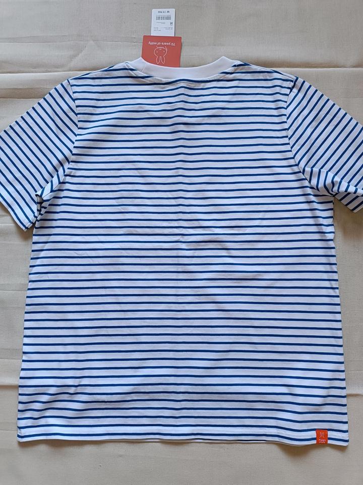 Женская футболка Uniqlo