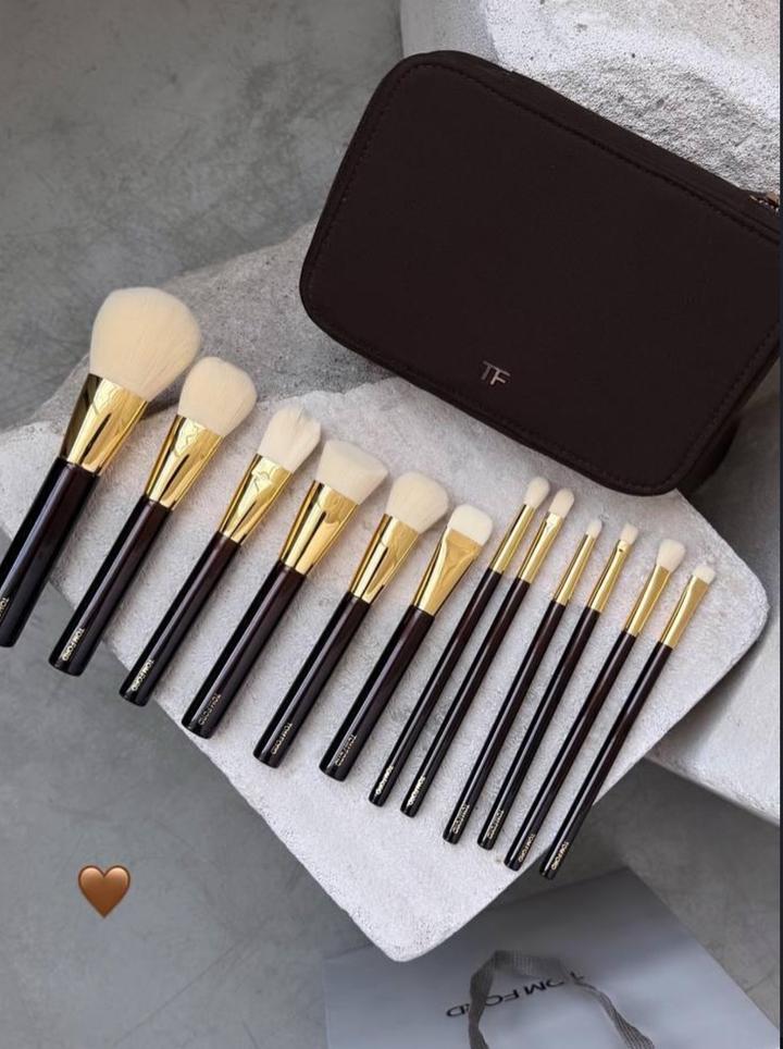 Косметичка и кисти Tom Ford