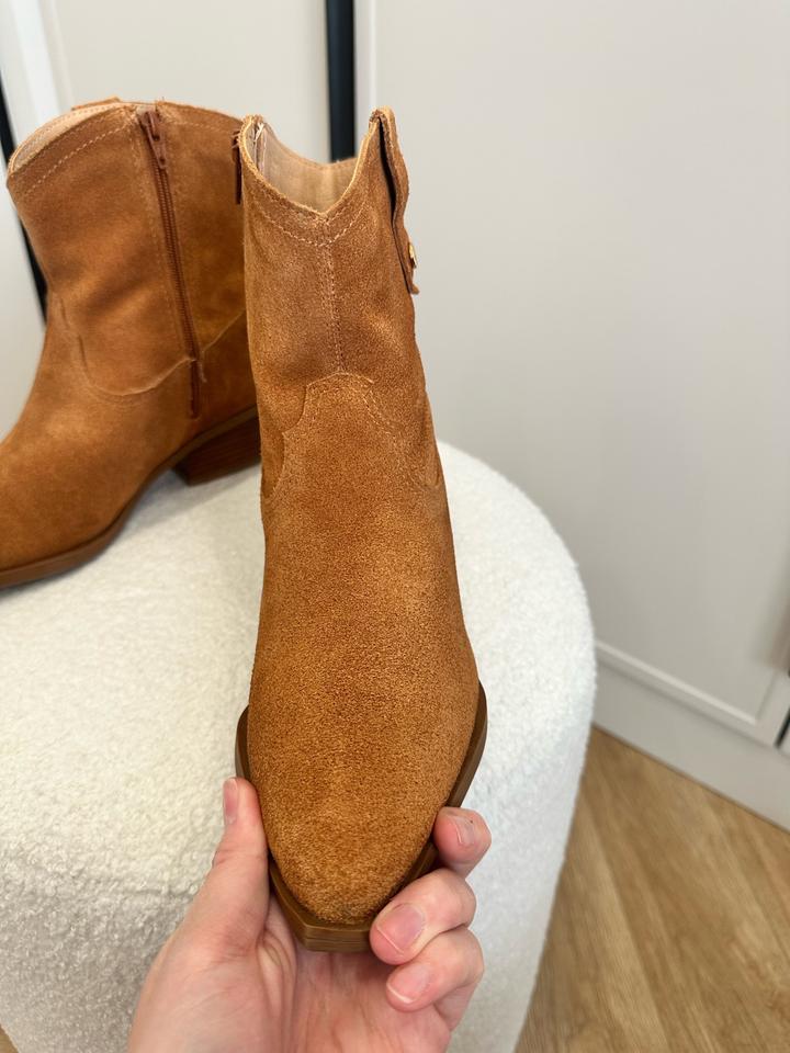 Замшевые казачки