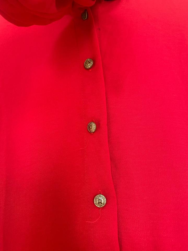 Красное длинное платье