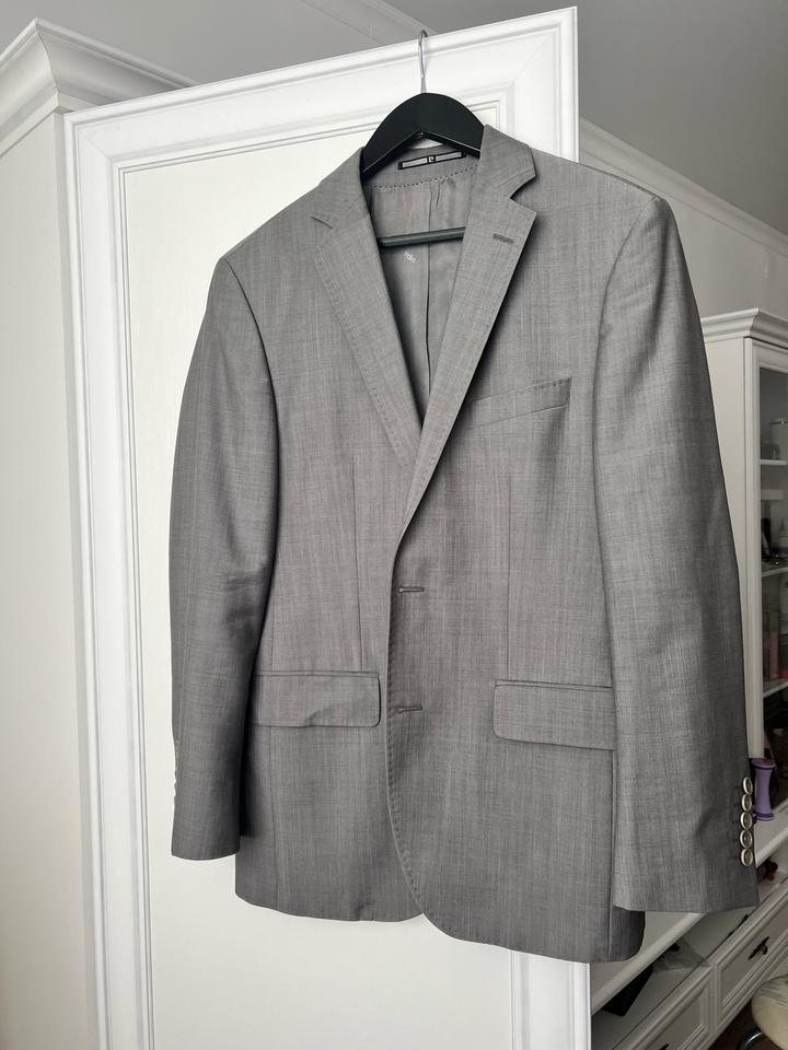 Мужской костюм