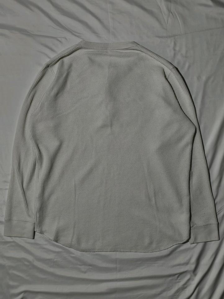 Uniqlo Henley longsleeve