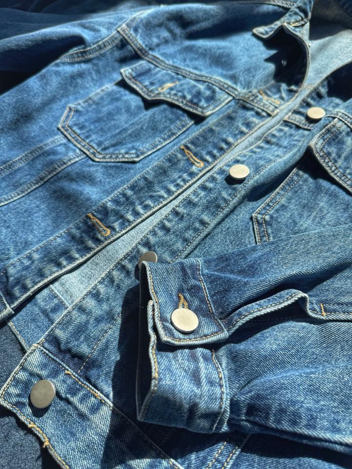 Джинсовая куртка