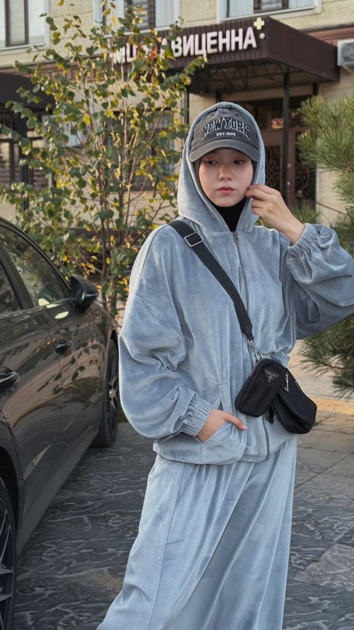 Двойка в спортивном стиле