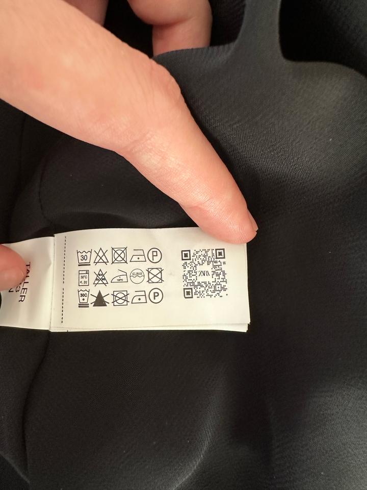 Платье Zara из сатина, премиум коллекция