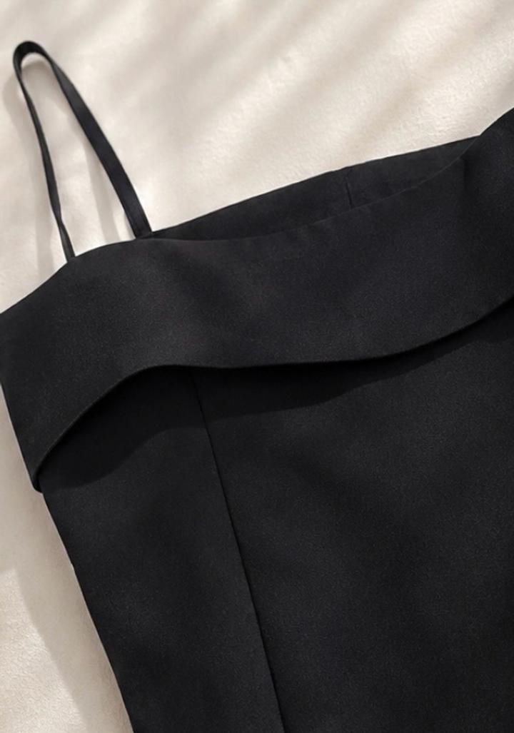 мини черное платье от stradivarius