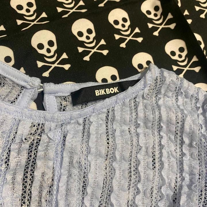 Кружевная голубая блузка BIK BOK