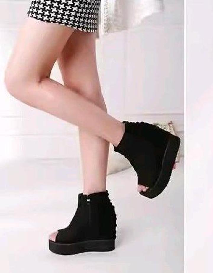 Новые ботильоны 37 р на платформе 12 см туфли ботинки черные с открытым носком