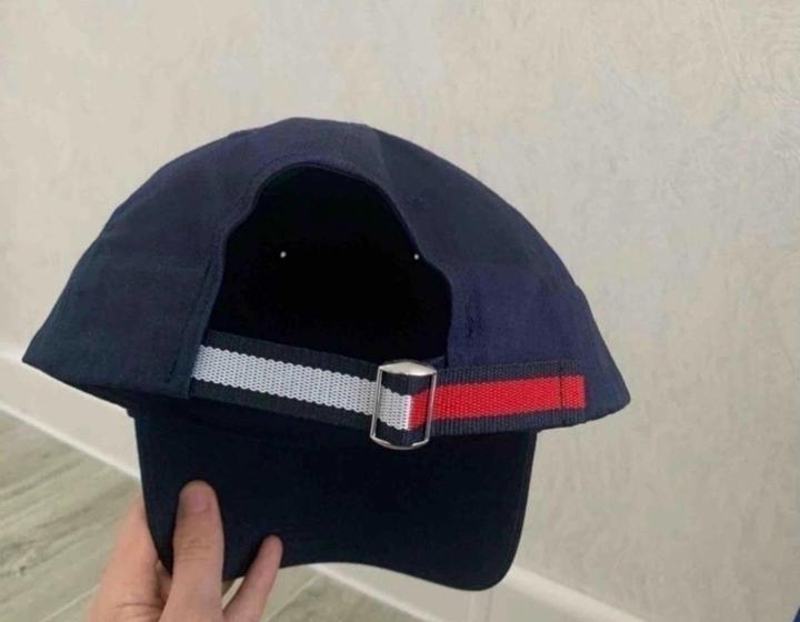 Tommy Hilfiger бейсболка оригинал
