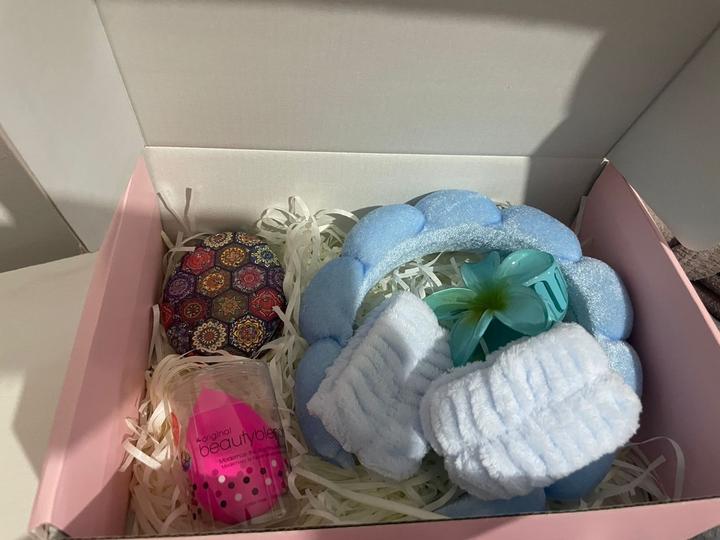 Подарочные Боксы на 8 марта