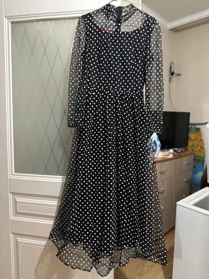 Платье в горошек