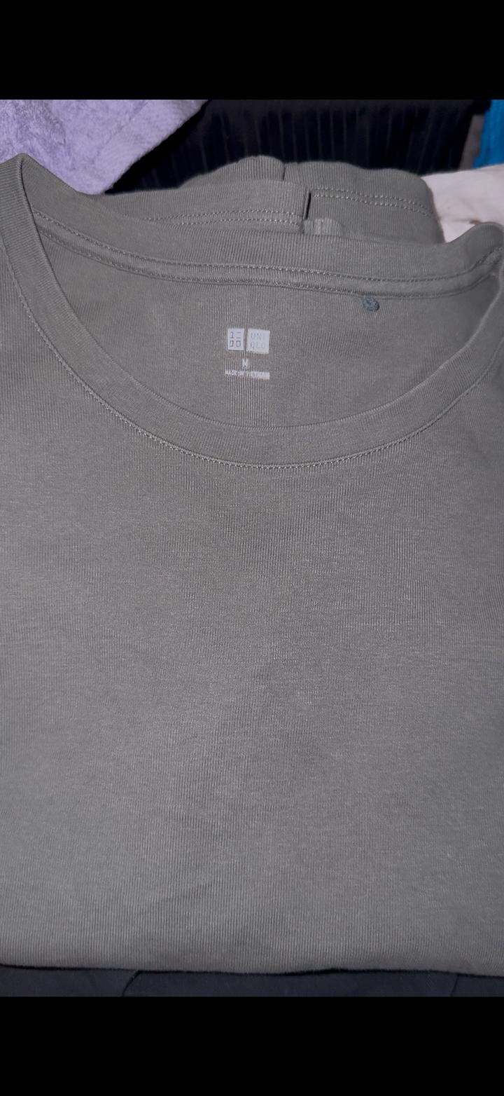 Лонгслив Uniqlo