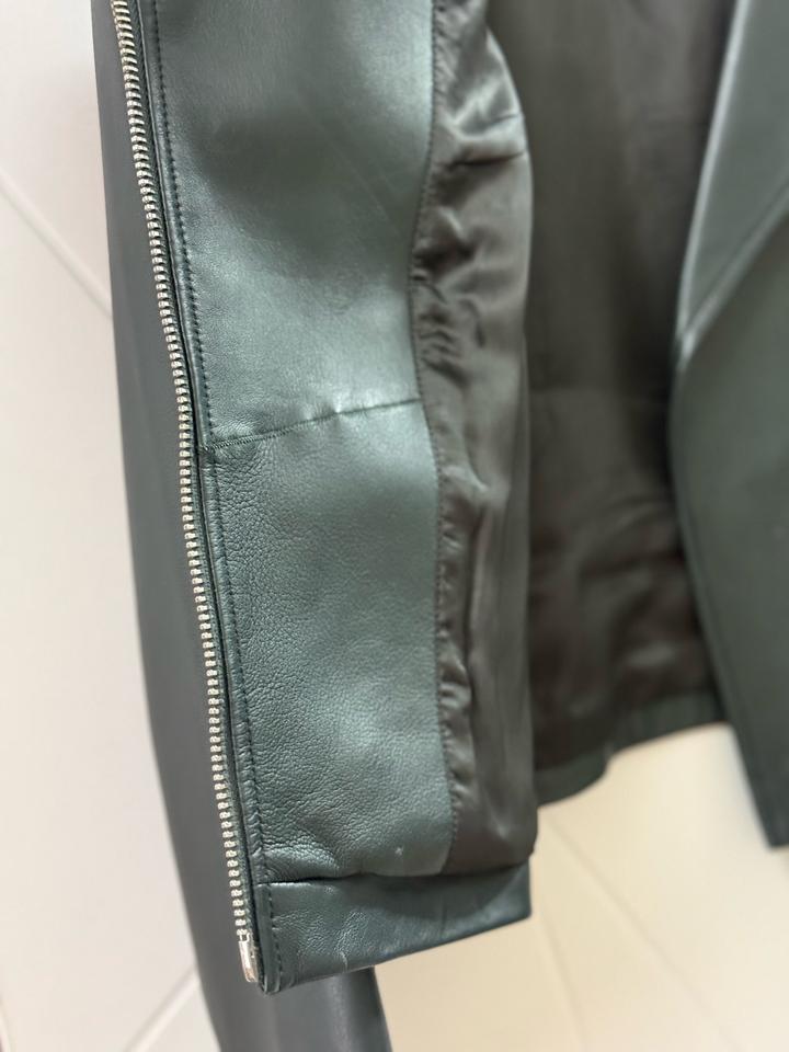 Кожаная куртка (косуха) Massimo Dutti