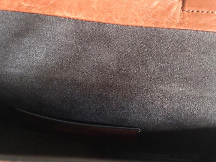 Сумка кроссбоди MASSIMO DUTTI. Натуральная кожа