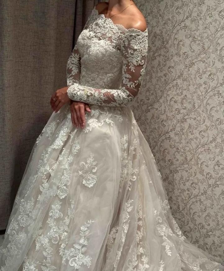 Свадебное платье.