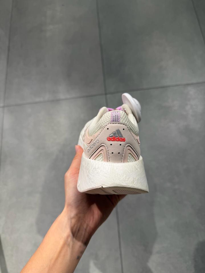 Кроссовки adidas
