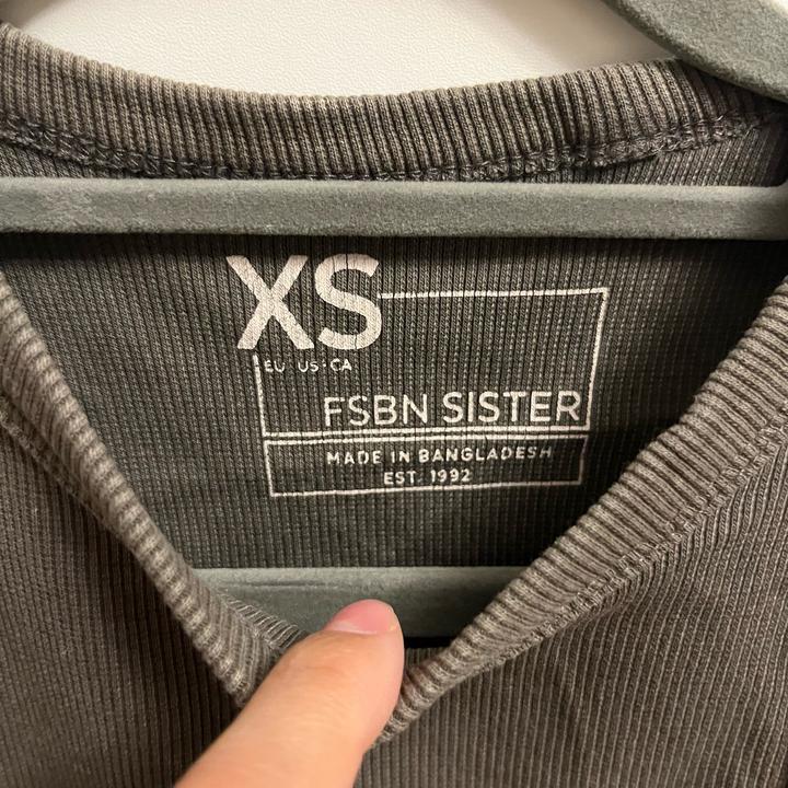 Серая майка FSBN Sister