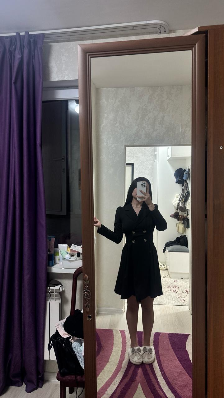 Платье черное