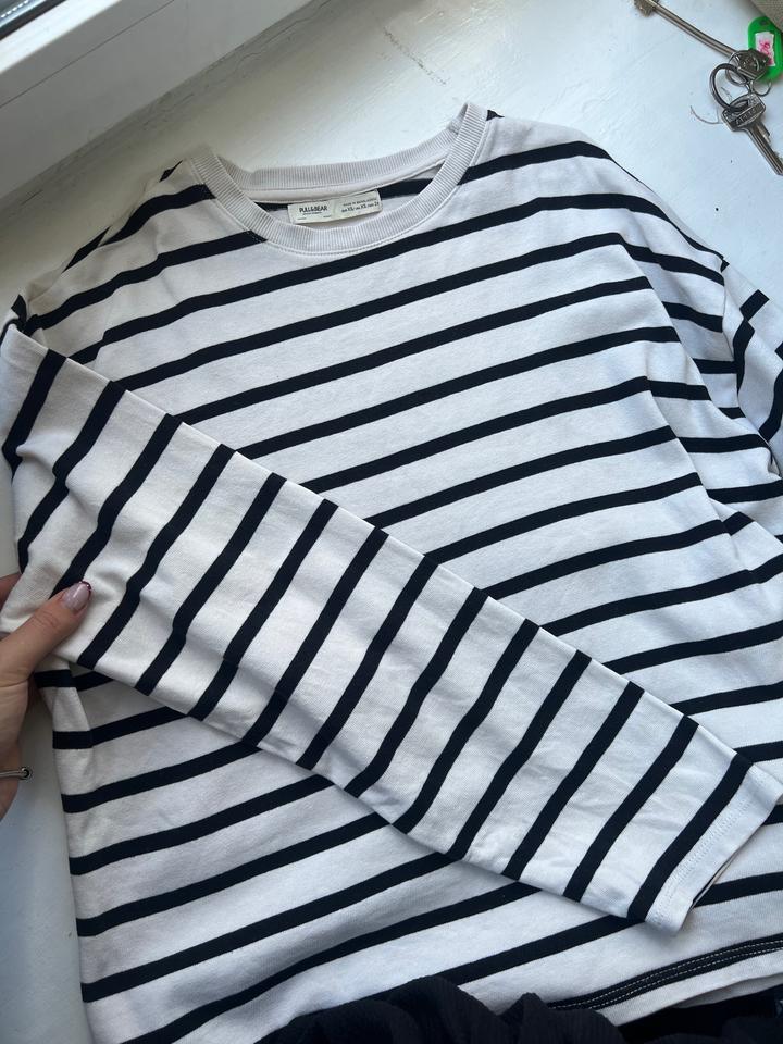 Pull bear базовый лонгслив xs-s