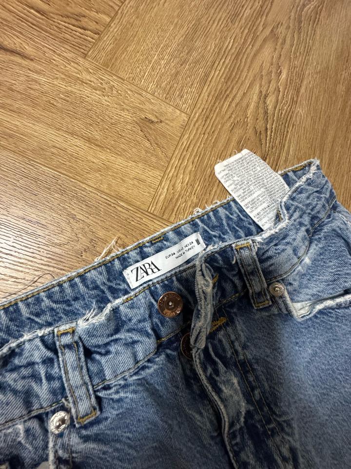 Джинсы Zara S